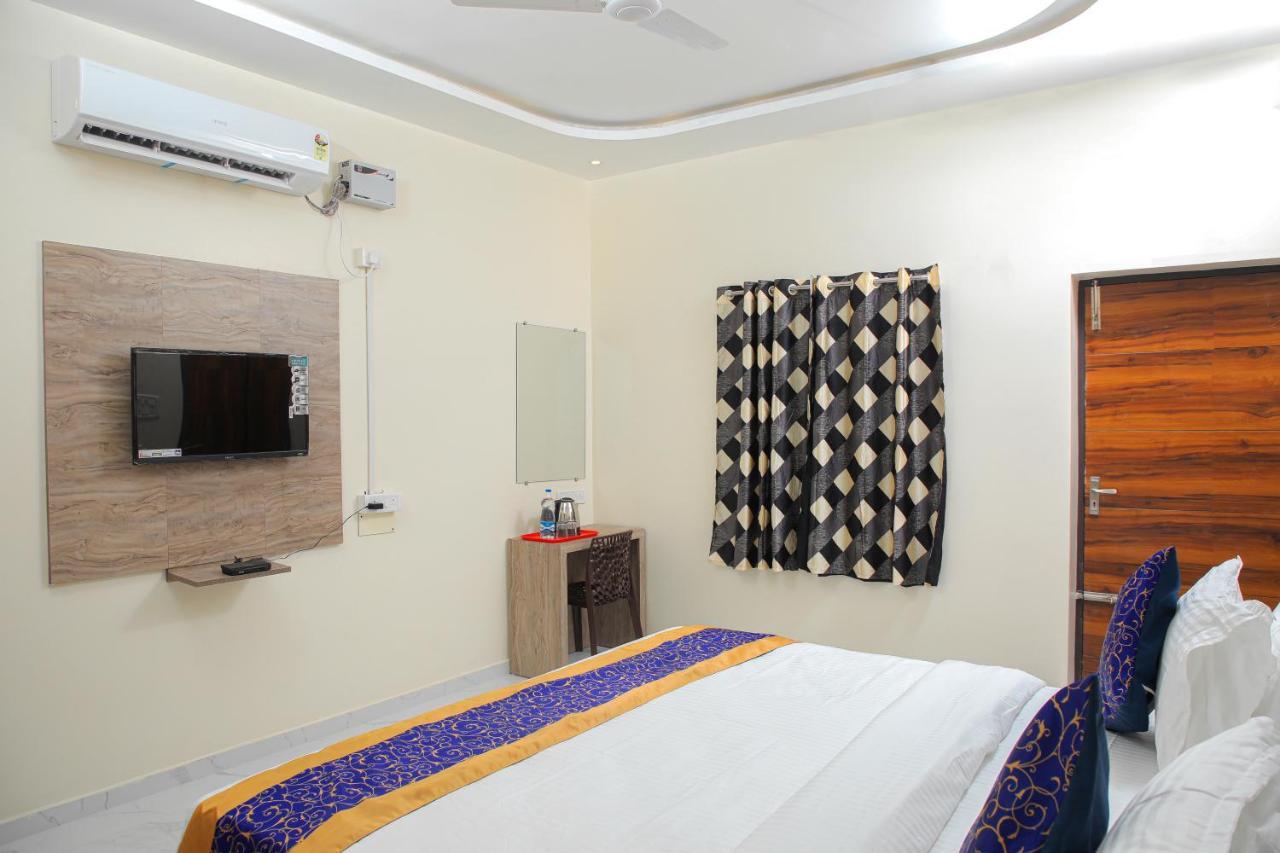 Redstone Service Apartment-Tnagar Near Usconsulate Chennai Eksteriør bilde